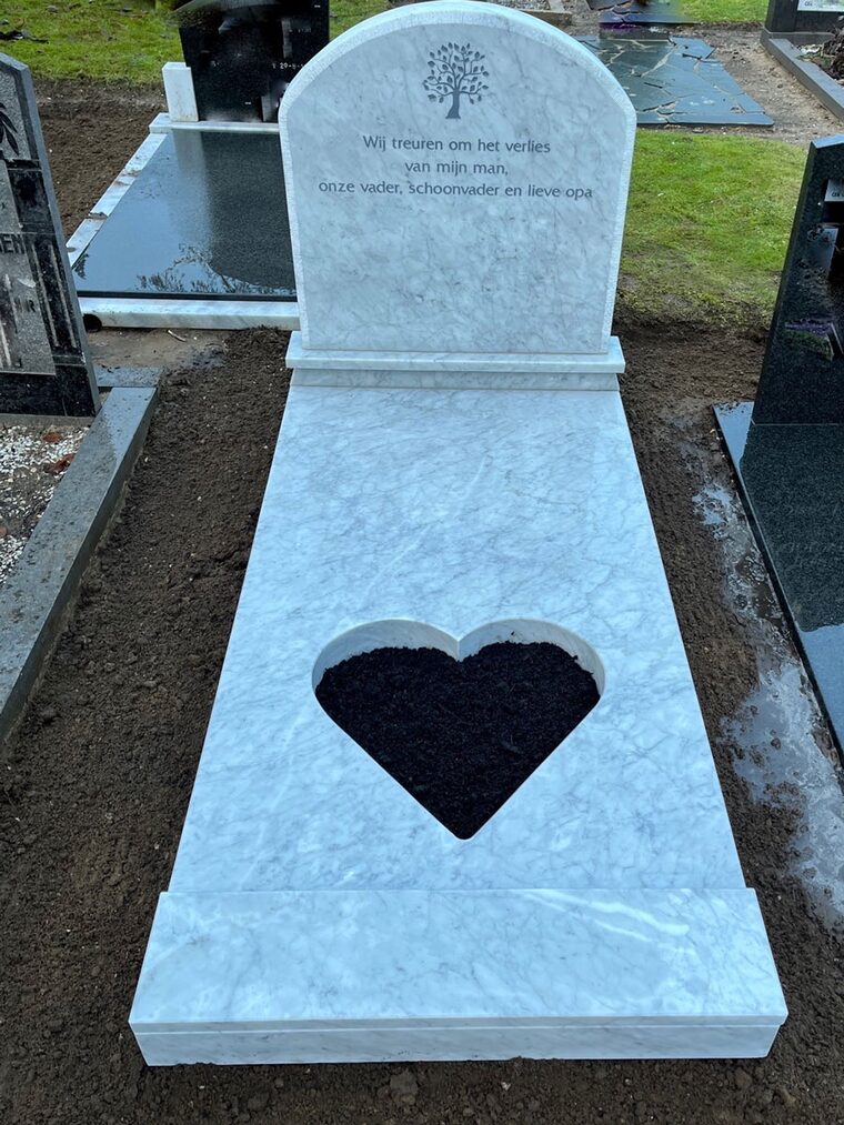 marmer monument